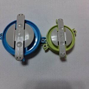 Clover Pom Pom Maker - Large  3126 Vintage